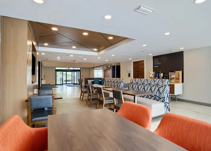 Holiday Inn Express & Suites - Mobile - I-65 By Ihg