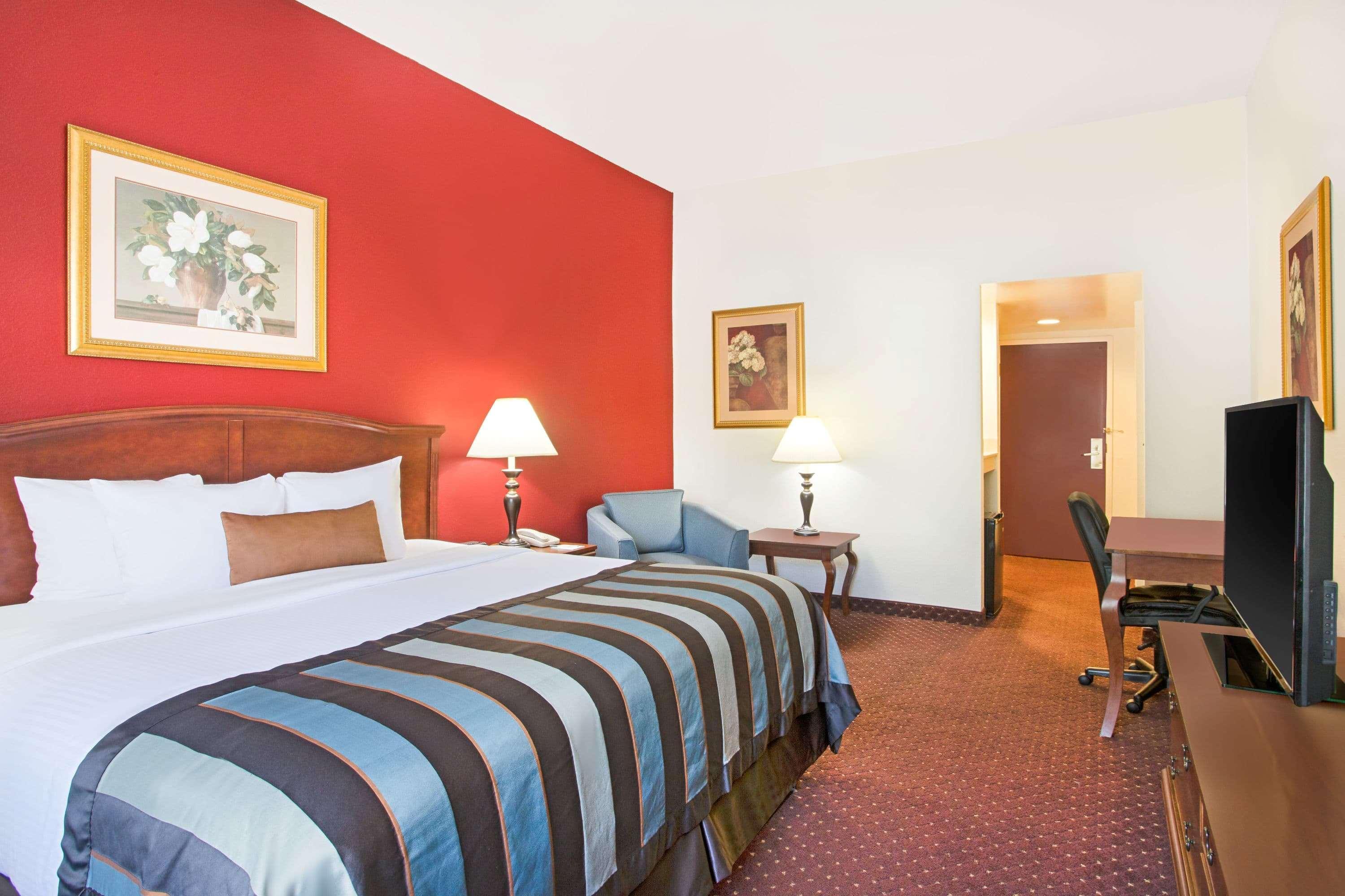 Express & - - I-65 By Ihg Hotel