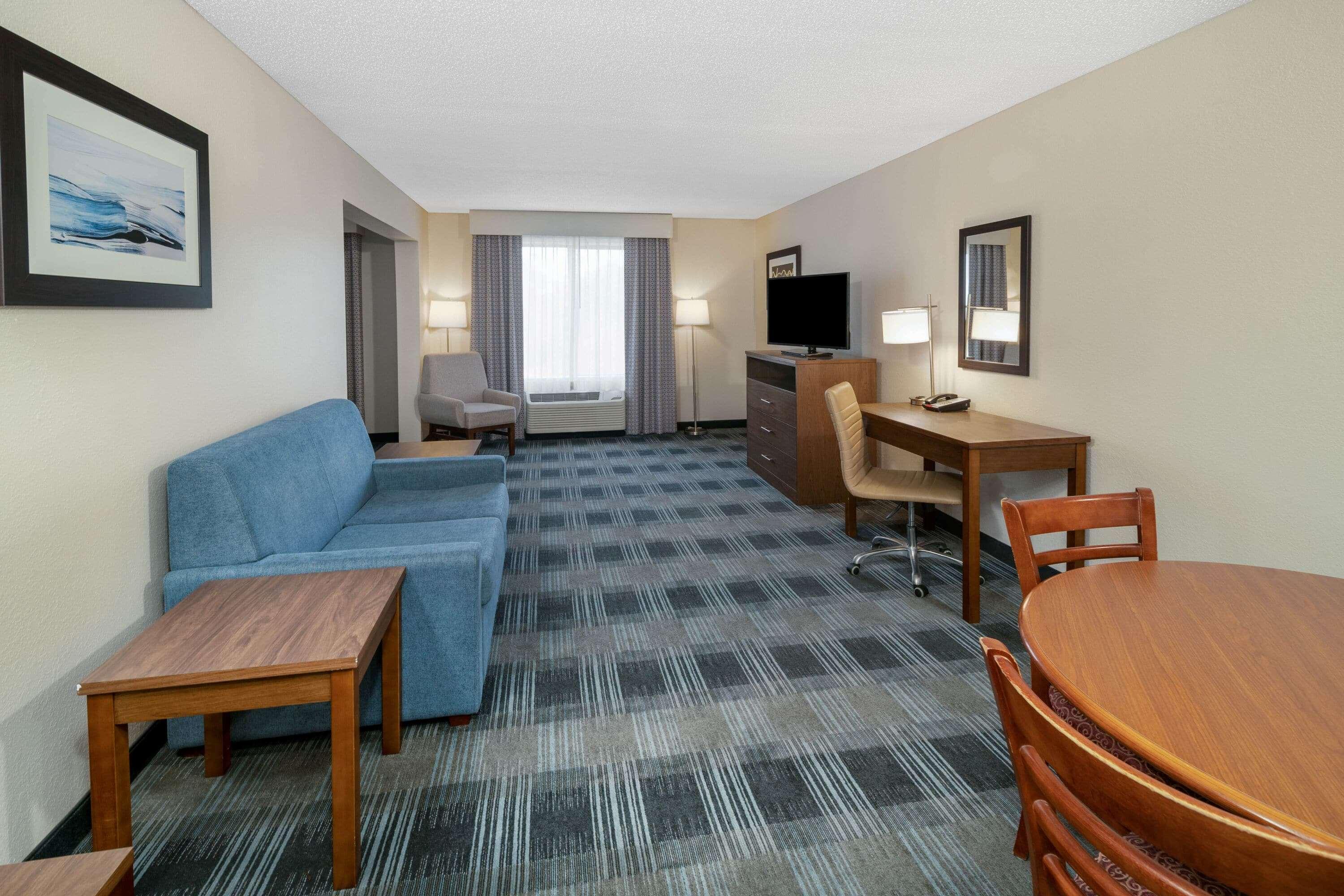 Express & - - I-65 By Ihg Hotel