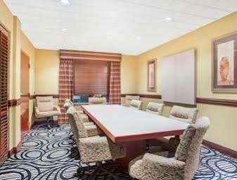 Express & - - I-65 By Ihg Hotel