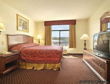 Express & - - I-65 By Ihg 3*